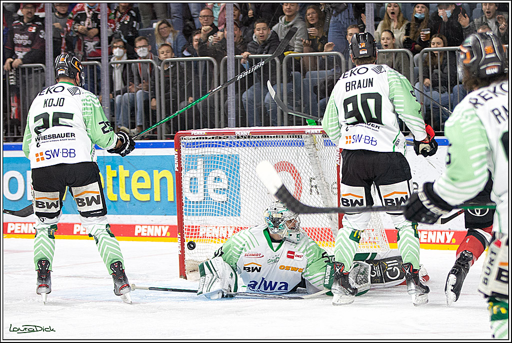 PENNY DEL; Koelner Haie- Bietigheim Steelers; Koeln, 19.11.2021